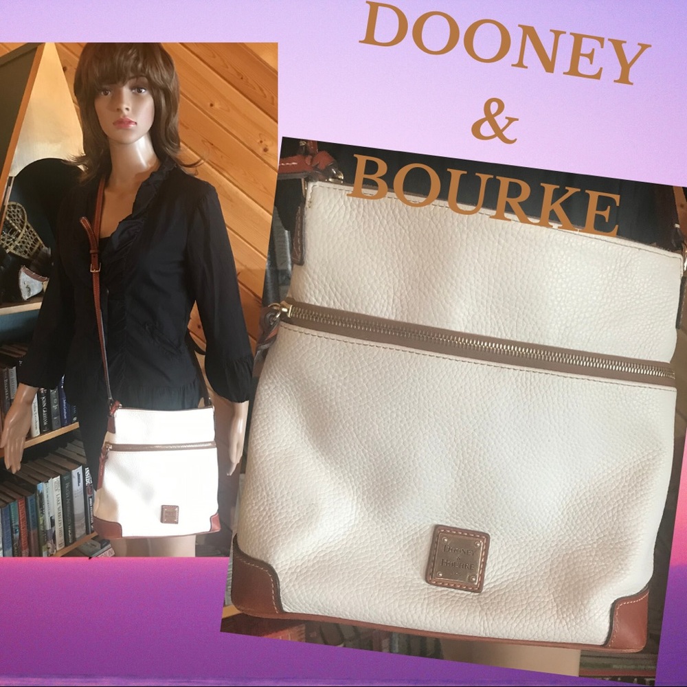 Dooney & Bourke White Crossbody Bag🌹Red Inside👀